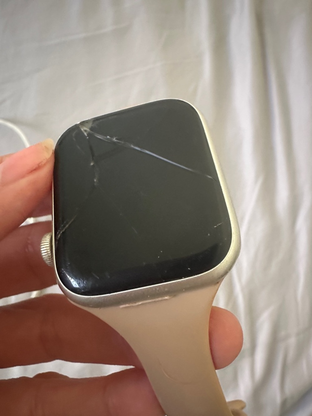 Apple Watch series 9 | 45 mm | Needs fixing!! - Picture 3 of 5